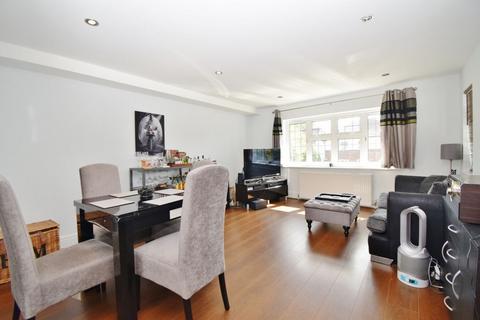 2 bedroom duplex for sale, West End Avenue, Pinner