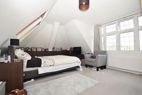 2 bedroom duplex for sale, West End Avenue, Pinner