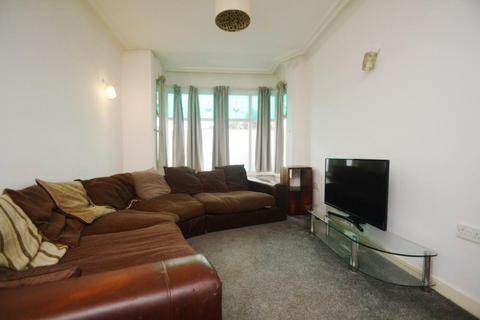 6 bedroom terraced house for sale, Heald Grove, Manchester M14