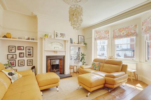 156 Alexandra Road, Southend-on-sea, SS1 1HE
