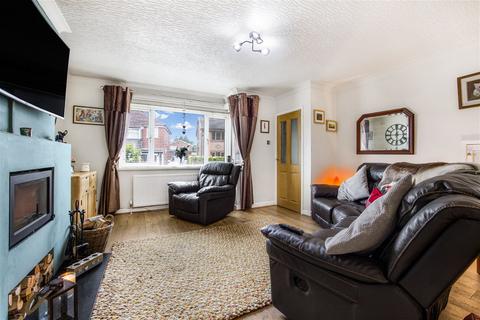 3 bedroom townhouse for sale, Brookway, Lees, Oldham