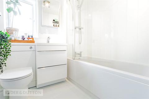 30 Greenhurst Crescent, Oldham, OL8 2QQ