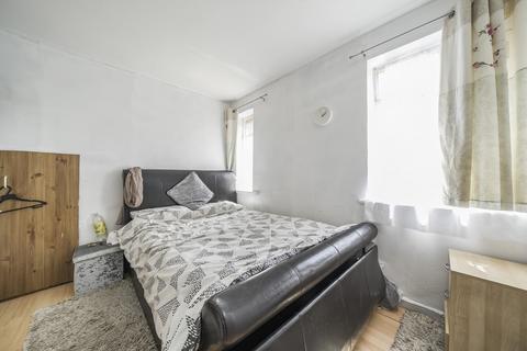 29 Minet Drive, Hayes, UB3 3JN