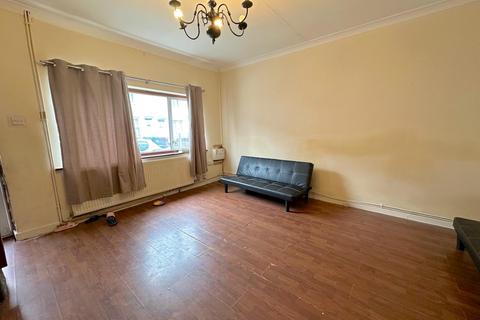 64 Craddock Street, Whitmore Reans, Wolverhampton, WV6 0QJ