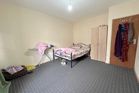 64 Craddock Street, Whitmore Reans, Wolverhampton, WV6 0QJ