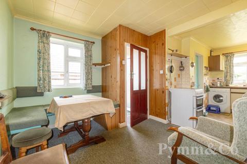 3 bedroom semi-detached bungalow for sale, Moore Avenue, Norwich NR6