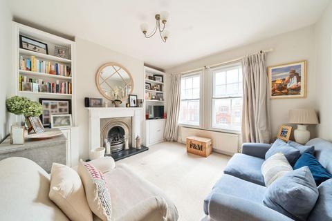 2 bedroom property to rent, Queenstown Road, Newlands Terrace, SW8