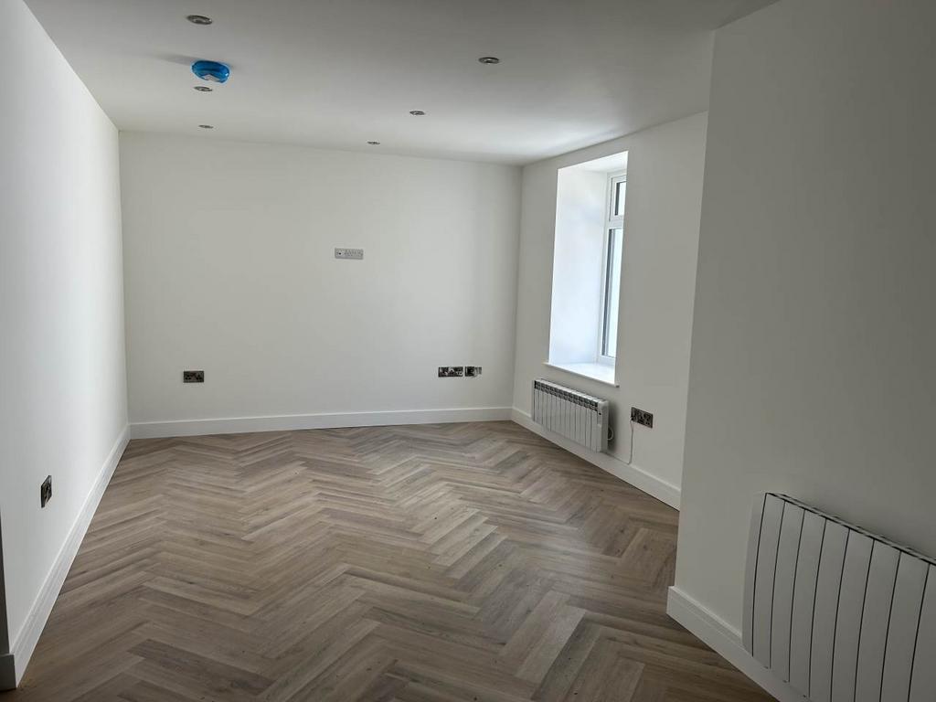 Open Plan Kitchen/Dining and Lounge Area