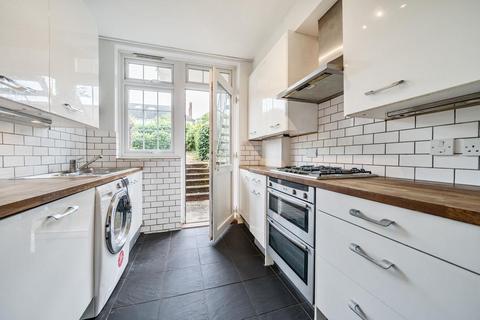 2 bedroom flat for sale, Godley Road, Earlsfield