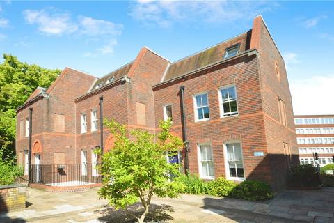 2 bedroom apartment for sale, Oxford Road, Buckinghamshire HP19