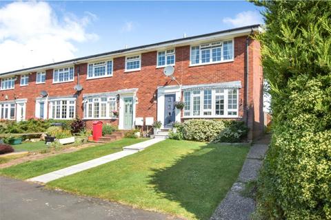 3 bedroom end of terrace house for sale, Ash Lodge Drive, Guildford GU12