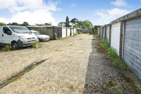 3 bedroom end of terrace house for sale, Ash Lodge Drive, Guildford GU12