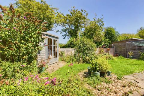 2 bedroom bungalow for sale, Treemaines Road, Eastbourne