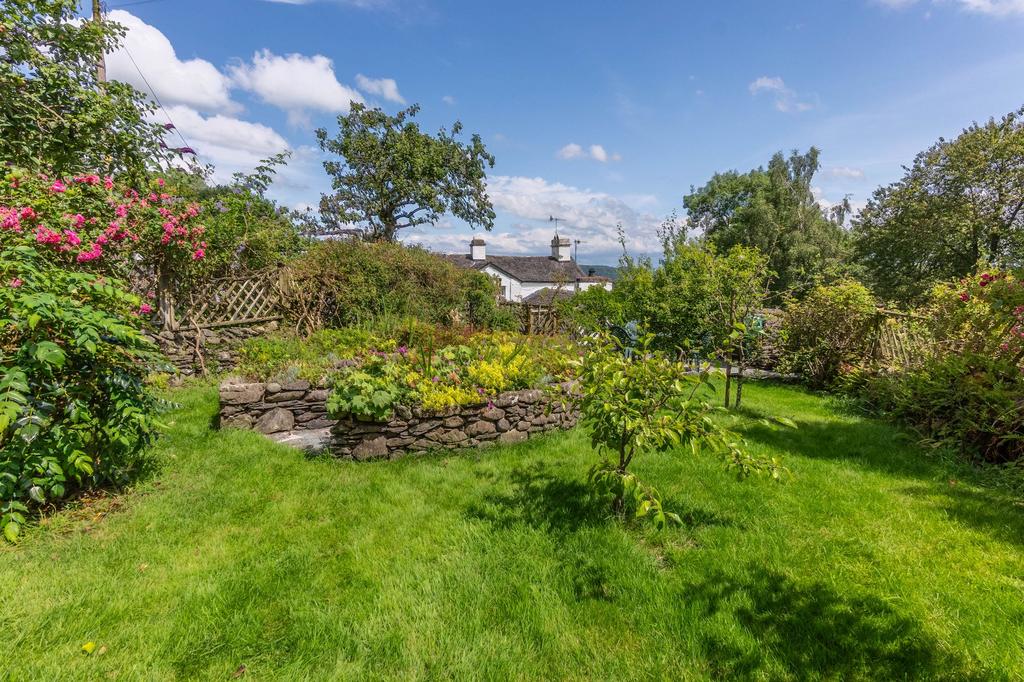 Upper rear garden