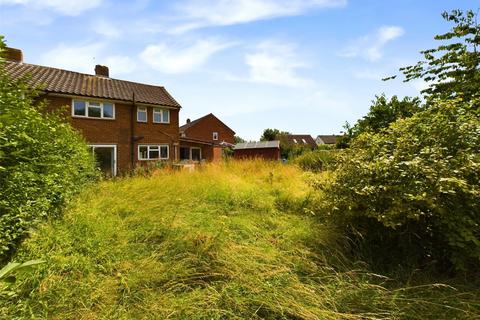 13 Saunders Close, Watlington, OX49 5QY