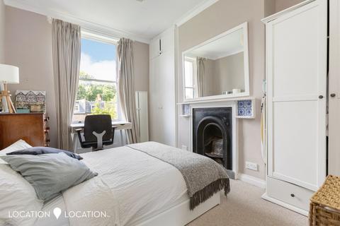 1 bedroom flat for sale, Bouverie Road, London, N16