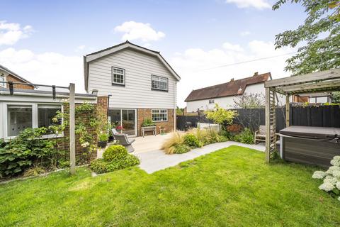 4 bedroom detached house for sale, Hawfield Bank, Orpington