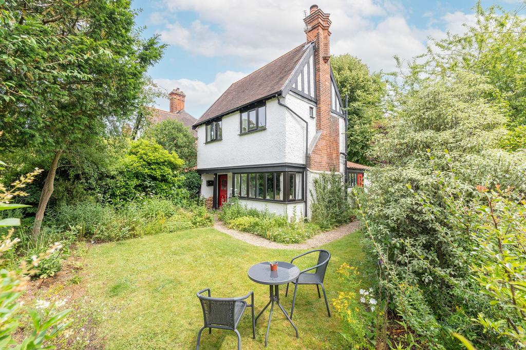 Thunder Lane, Norwich 3 bed detached house for sale £475,000