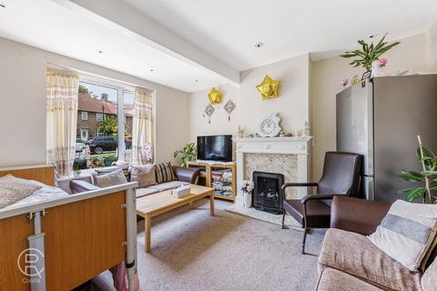 3 bedroom terraced house for sale, Westcott Crescent, London, W7