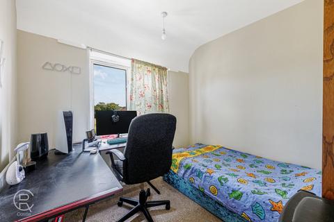 14 Westcott Crescent, London, W7 1PA