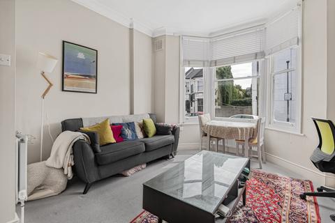 1 bedroom apartment for sale, Harbut Road, London, SW11