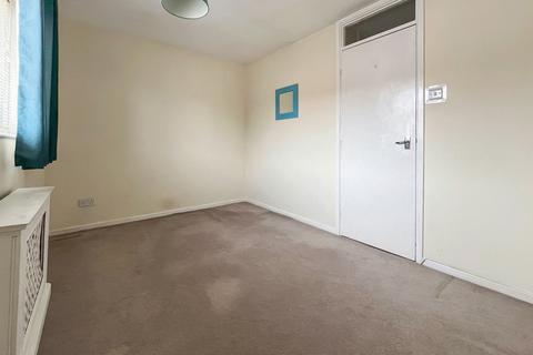 102 Alburgh Close, Bedford, MK42 0HF