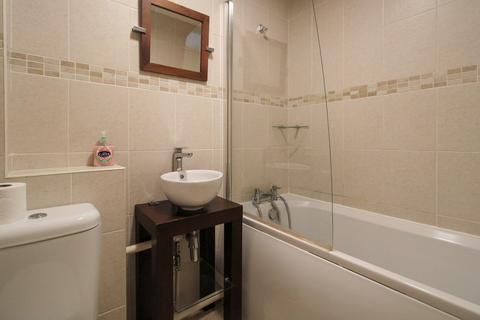 102 Alburgh Close, Bedford, MK42 0HF