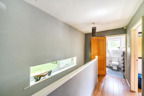 3 bedroom end of terrace house for sale, Fernwood, Park Villas, Roundhay, Leeds, LS8