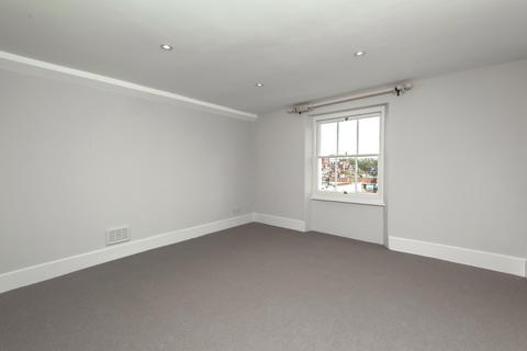 3 bedroom apartment to rent, Belgrave Road, London, UK, SW1V