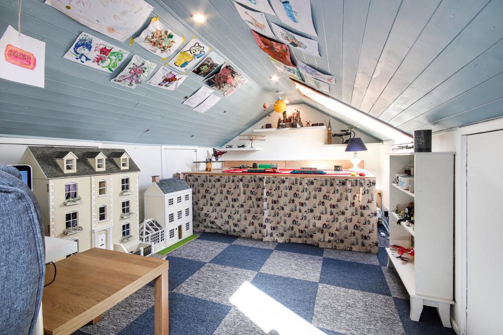 Loft Room / Office