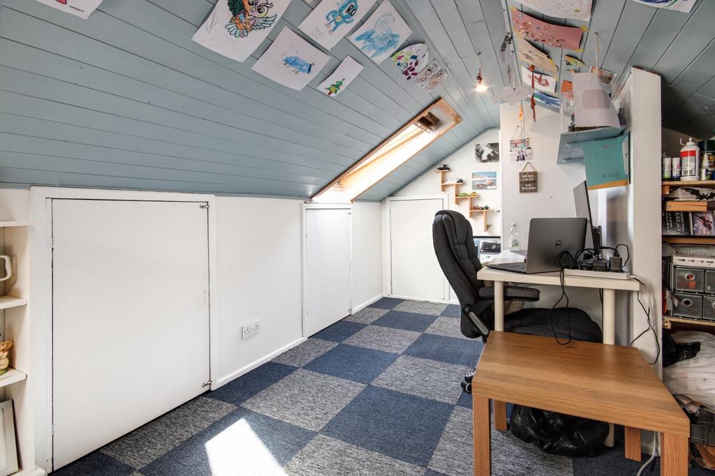 Loft Room / Office