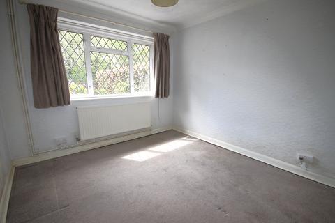 2 bedroom bungalow for sale, Elmers End Road, Beckenham, BR3