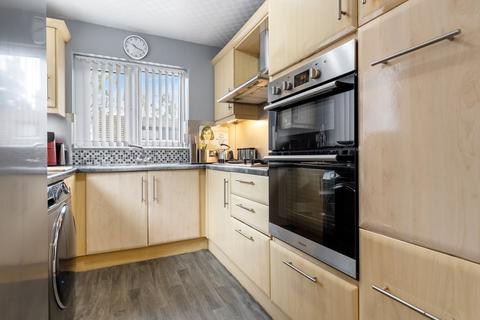 3 bedroom semi-detached house for sale, Dimple Wells Close, Ossett