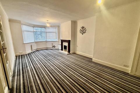 3 bedroom semi-detached house to rent, St Nicolas Road, Nuneaton CV11