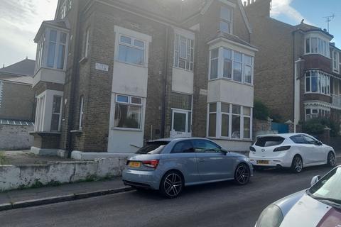 1 bedroom flat to rent, Albert Road, Ramsgate, CT11