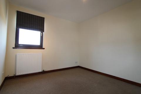 2 bedroom flat to rent, Thornbank Street, Dundee DD4