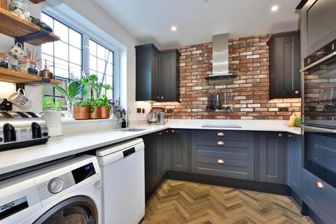 3 bedroom semi-detached house for sale, Station Approach, Chorleywood, WD3