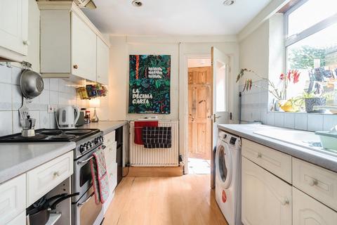 3 bedroom house for sale, Salehurst Road, Brockley, London