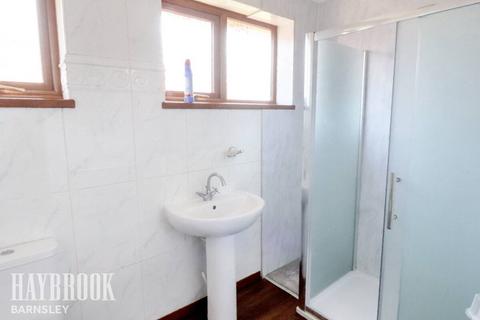 19 Alperton Close, Barnsley, S71 5LB