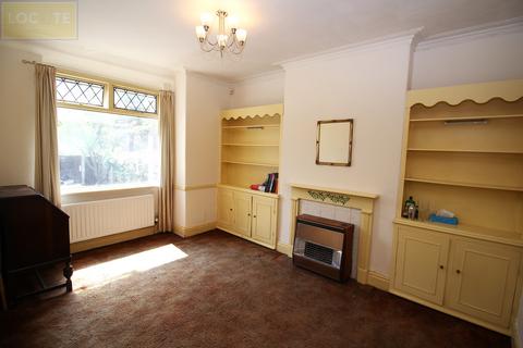 3 bedroom end of terrace house for sale, Bromley Avenue, Flixton
