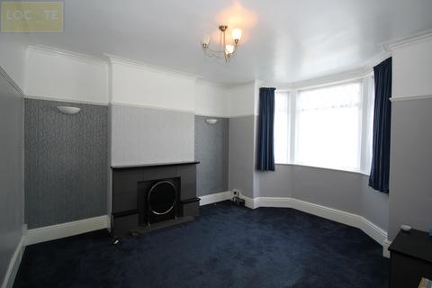 3 bedroom end of terrace house for sale, Bromley Avenue, Flixton