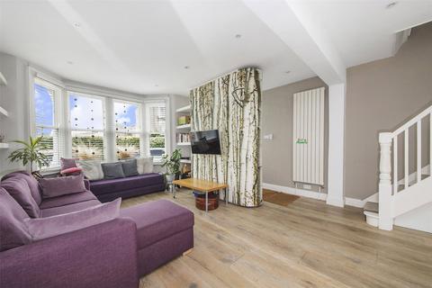 4 bedroom terraced house for sale, Wallbutton Road, Telegraph Hill SE4