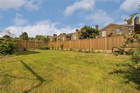 8 Meretone Close, London, SE4 2HF