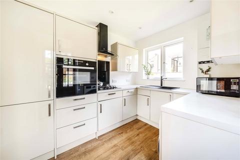 8 Meretone Close, London, SE4 2HF