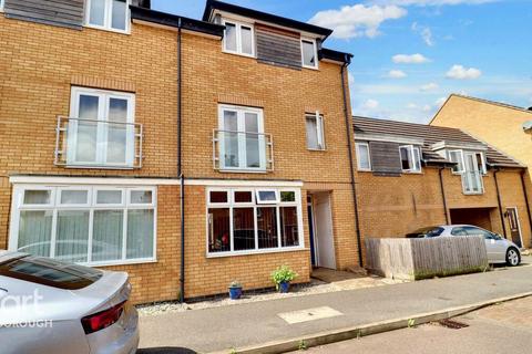 4 bedroom townhouse for sale, Beadle Way, Gunthorpe