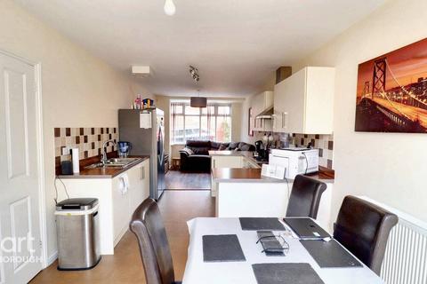 22 Beadle Way, Peterborough, PE4 7AS