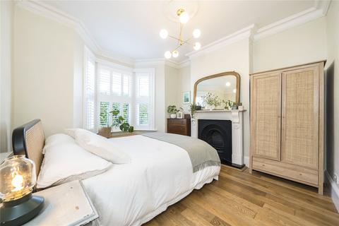 21a Howson Road, London, SE4 2AL
