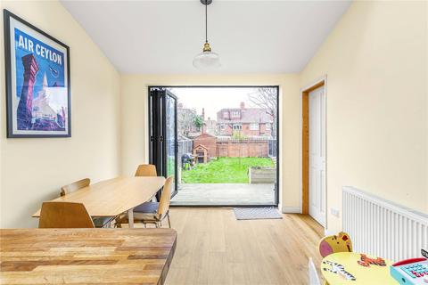 3 bedroom end of terrace house for sale, Kashmir Road, Charlton SE7