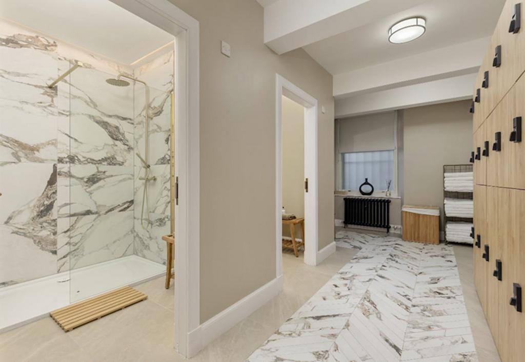 Shower Room 1.png