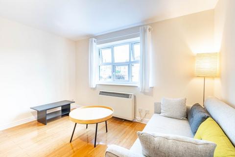 2 bedroom flat to rent, Basevi Way, London SE8